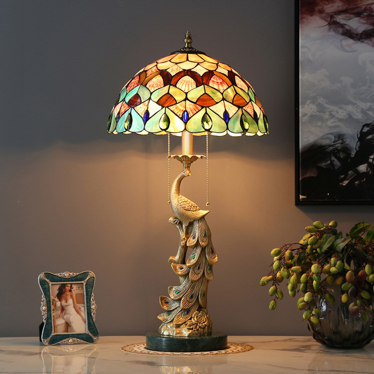 den-ban-tiffany-otan-hinh-con-cong-db72-3