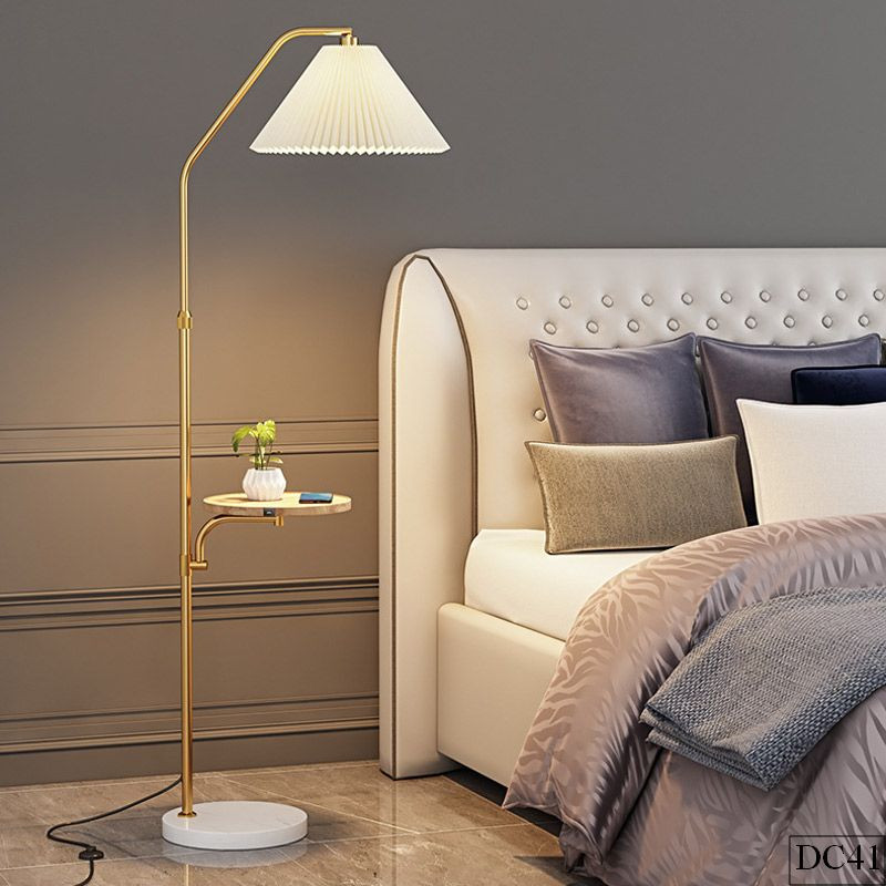 den-cay-dung-trang-tri-phong-khach-utami-dc41-hoaianvendor-2