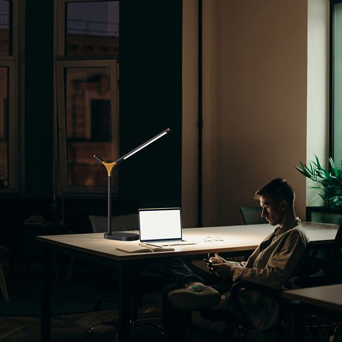 den-de-ban-hien-dai-hanabira-da42-hoaianvendor-1