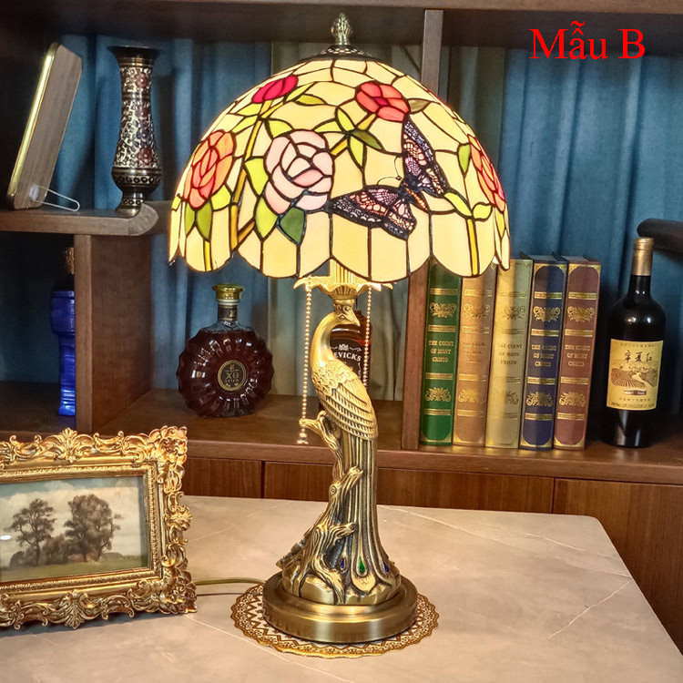 den-de-ban-tiffany-uzyka-db70-1