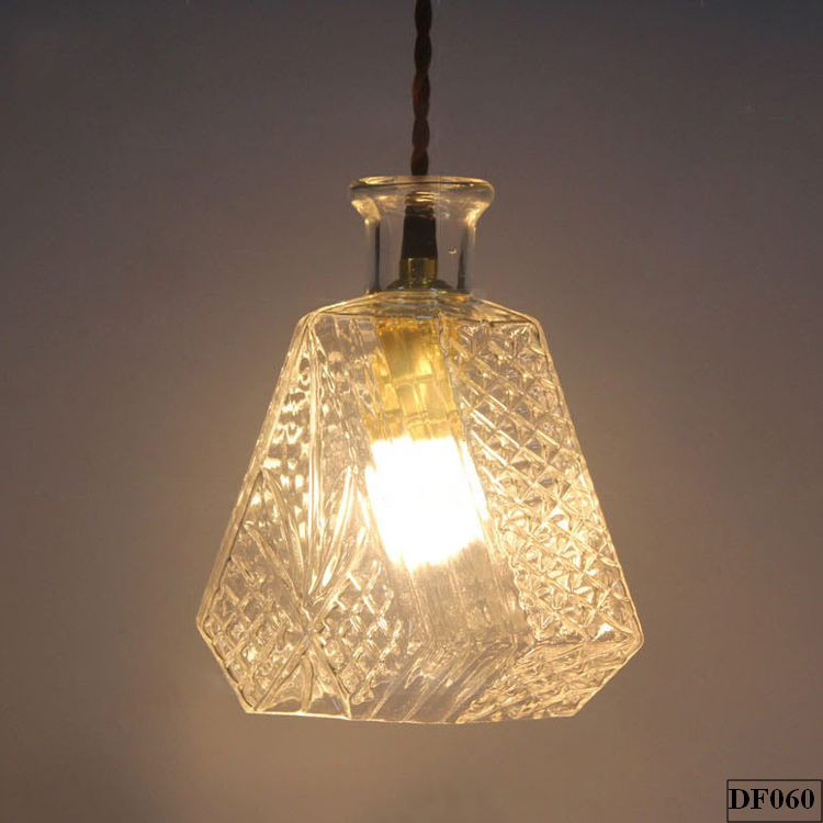 den-tha-hinh-chai-ruou-wine-df060-3