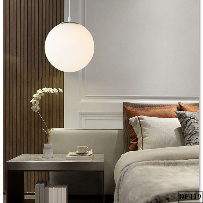 den-tha-thuy-tinh-trang-moonzy-df119-2