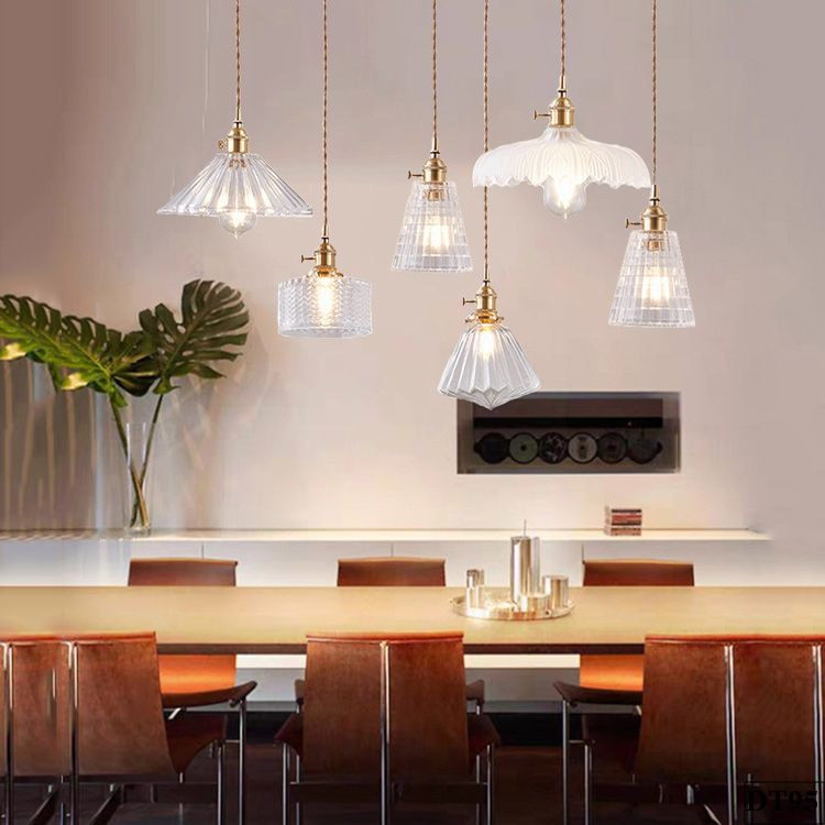 den-tha-thuy-tinh-bac-au-dt95