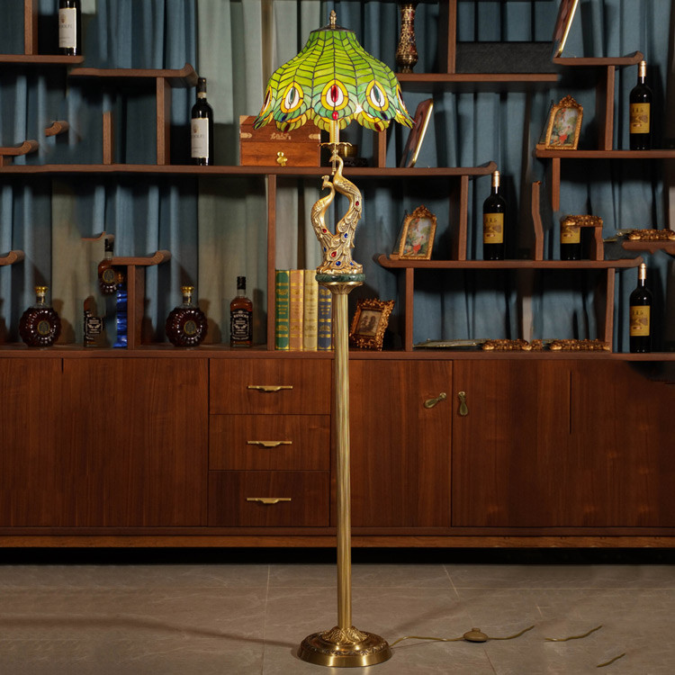 den-trang-tri-de-ban-tiffany-pydya-db78-hoaianvendor-1