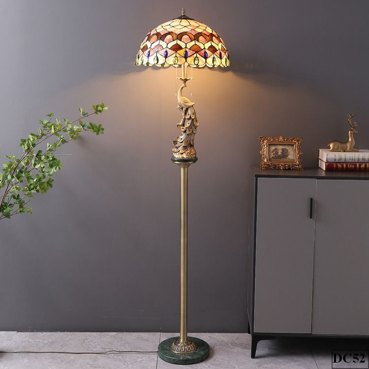 den-cay-tiffany-uzyka-dc52