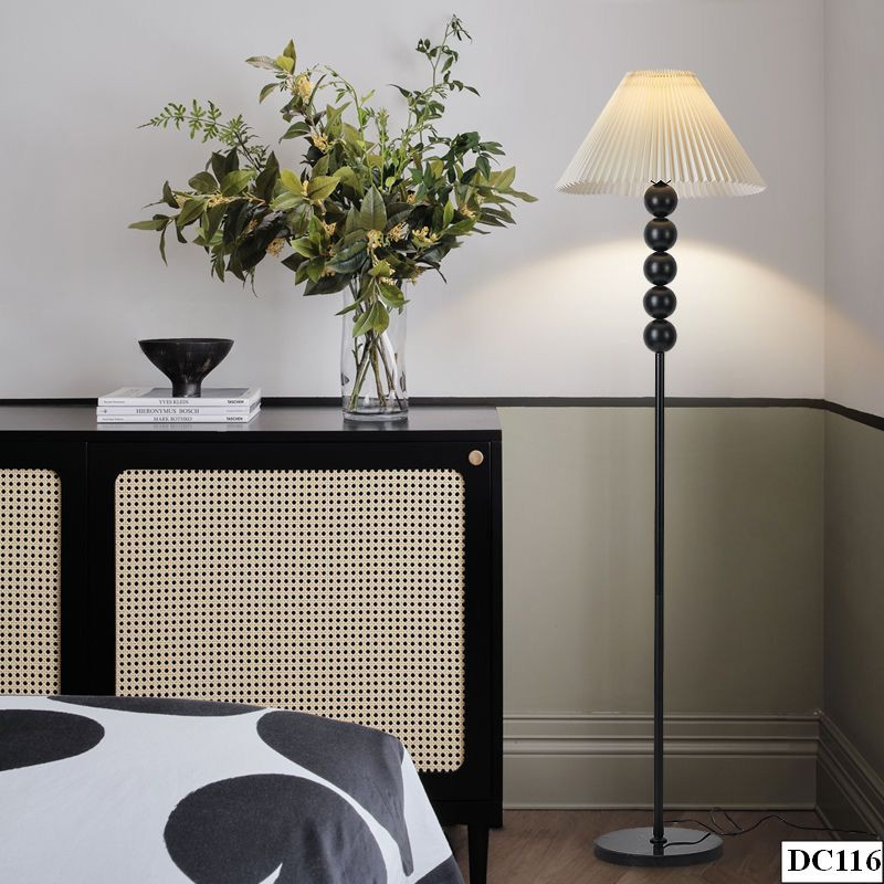 den-cay-phong-khach-chao-vai-curve-living-dc116