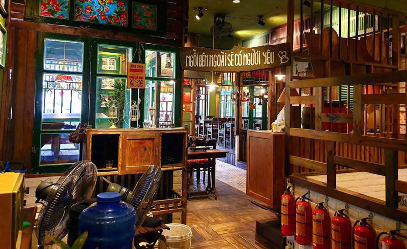 khong-gian-quan-cafe-bao-cap